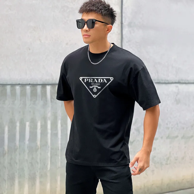 着回し最強 人気爆発中 存在感強い 三色選べられ 夏 新作 シンプル プリント Tシャツ