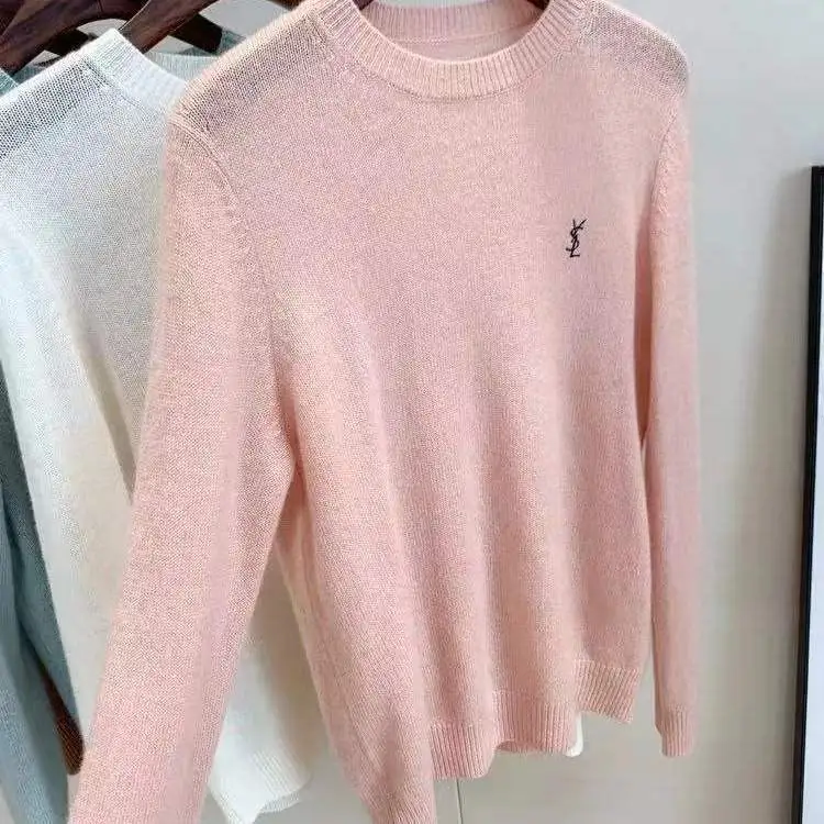 ピンク