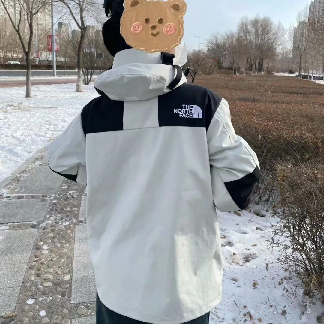 ホワイト