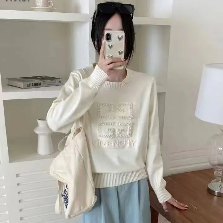 ホワイト