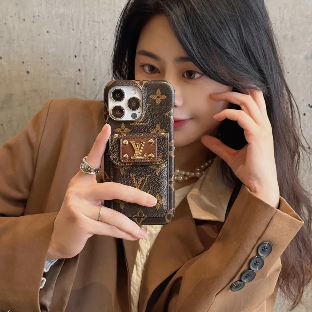 大活躍 気質いい エレガント トレンド スタイリッシュ 金属飾り スマホケース