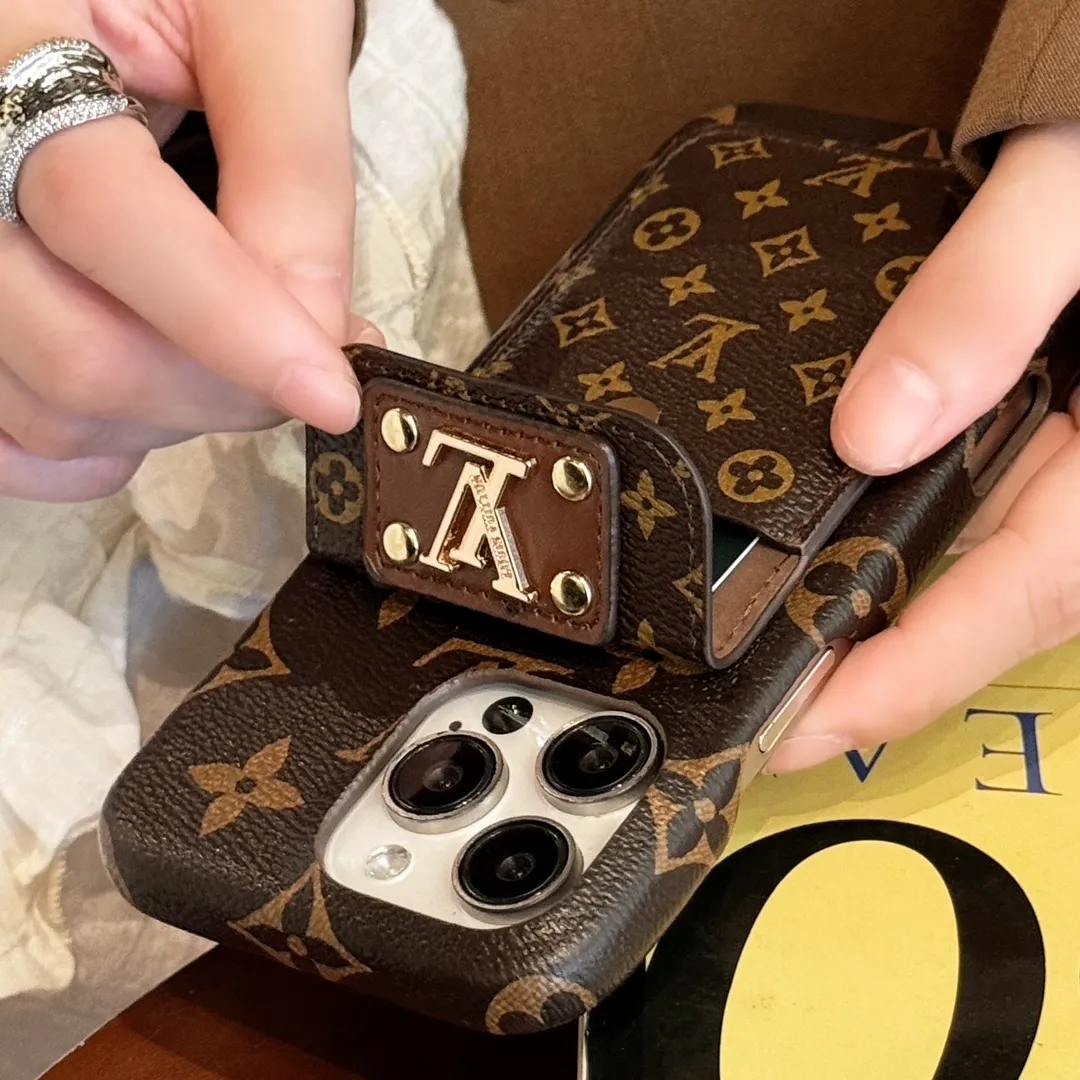 大活躍 気質いい エレガント トレンド スタイリッシュ 金属飾り スマホケース