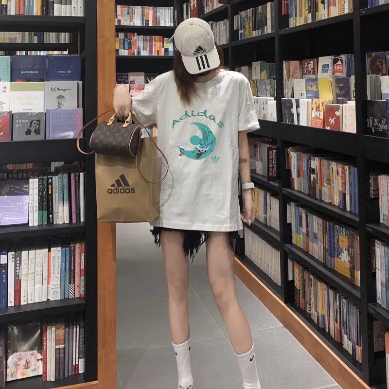 ホワイト