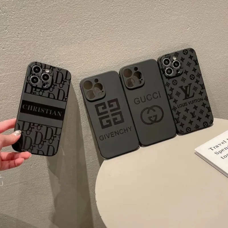 気質満点 高品質 おしゃれシンプル 軽量 フィット感 耐久性 クラシック   滑り止め スマホケース