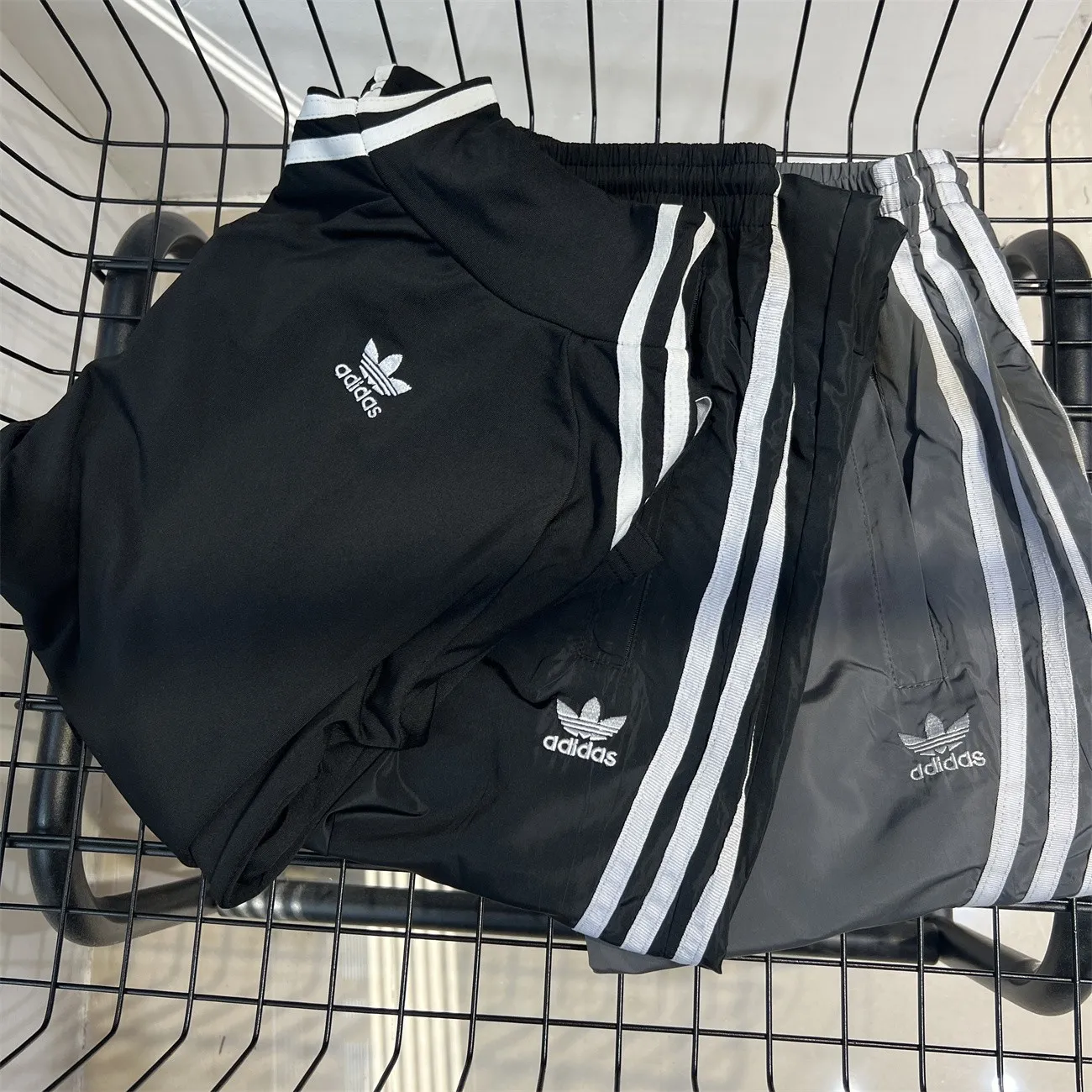 単品注文可『S-XL』新作 スポーティ 細見え 脚長効果 高見え 長袖　アウター /セット