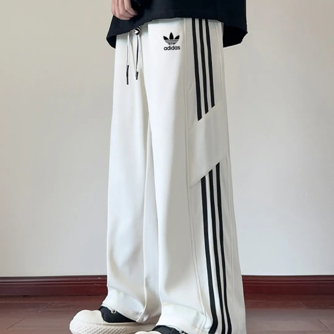 ホワイト