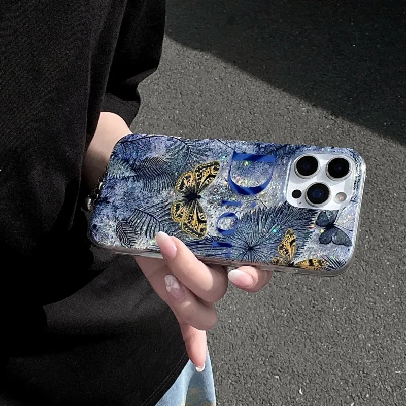 絶対流行 スタイリッシュ デザイン感 高品質  フィット感 繊細 カラフル 滑り止め スマホケース