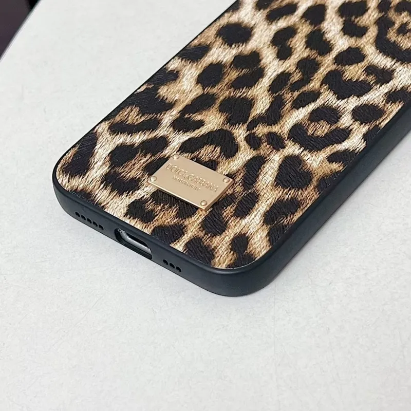 人気爆発中 ファッション シンプル 個性的 多色選べられ 滑り止め スマホケース