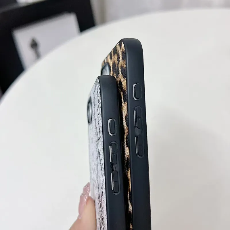 人気爆発中 ファッション シンプル 個性的 多色選べられ 滑り止め スマホケース