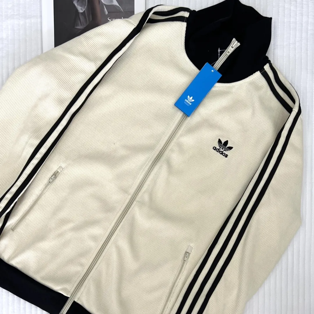 『S-2XL』合わせやすい 好感度100％ 軽量 通気性 カジュアル アクティブ シンプル アウター