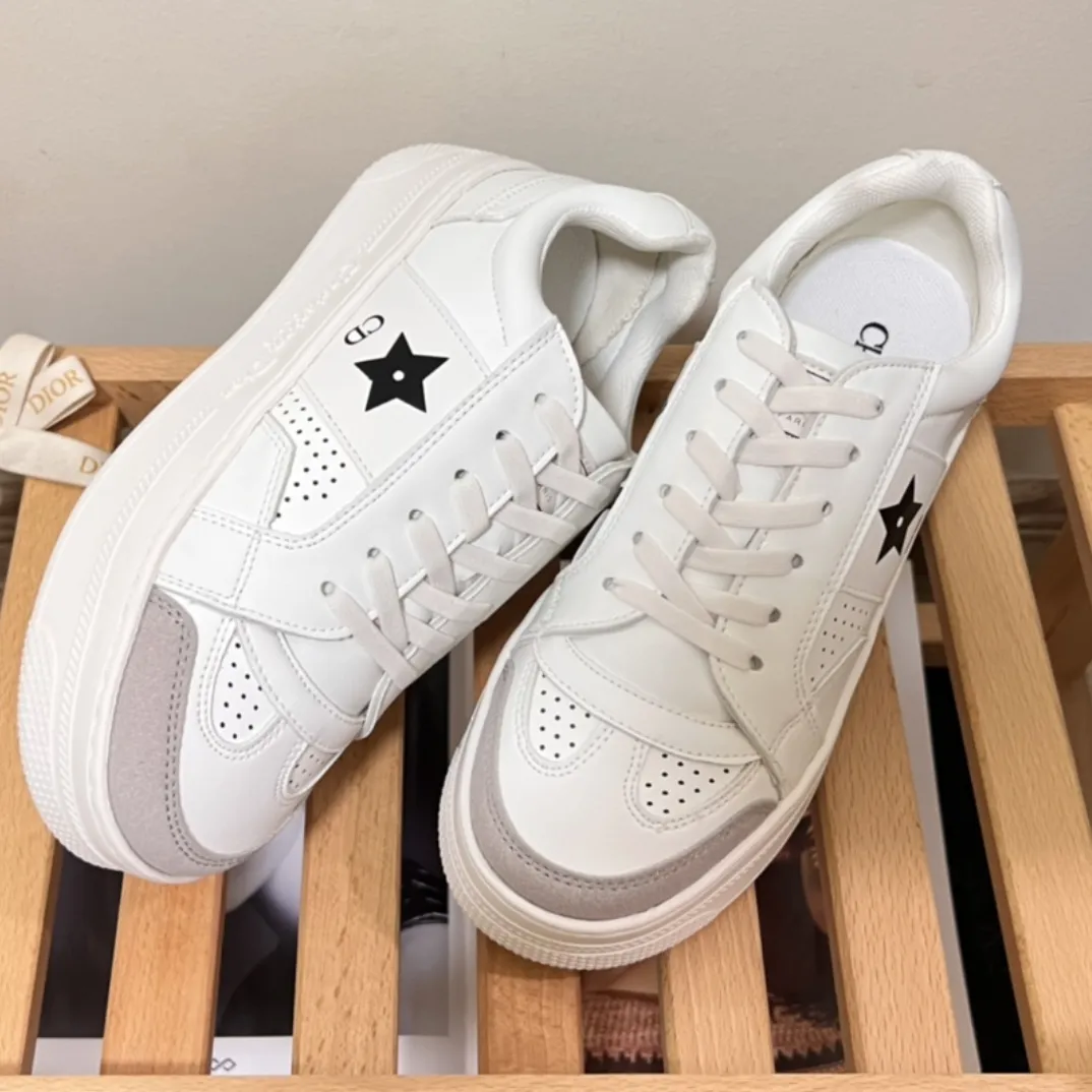 『35-40』型崩れなし ストラップ 足なじみ 疲れにくい カジュアル シューズ