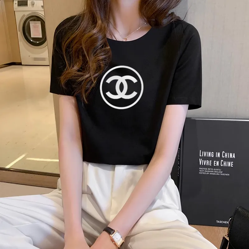 『S-XL』超人気商品 手触り良く着心地良い ファッション 着瘦せ 正肩Tシャツ