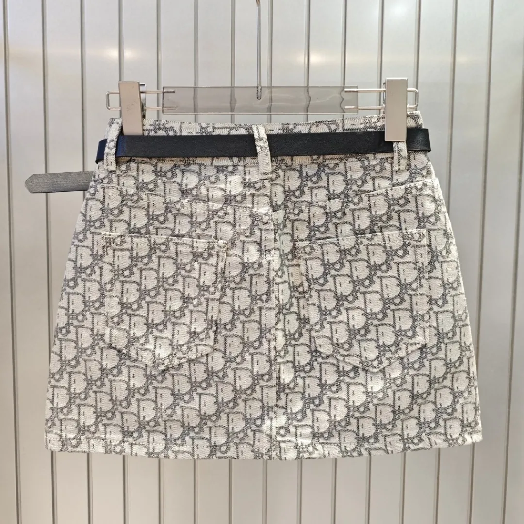 『S-L』上品 売れ筋 絶賛 大ヒット ムード スリム 軽量 通気性 カジュアル Ｔシャツ パンツ/スカート セットアップ