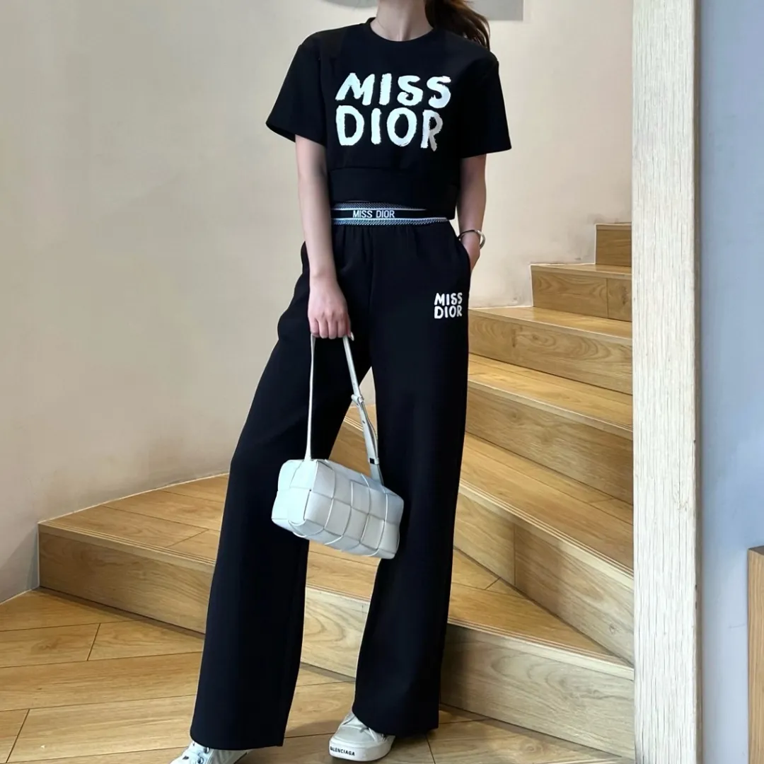 『S-L』早春新作 レターロゴプリント 半袖ショートTシャツ ゴムウエストストレートパンツ セットアップ