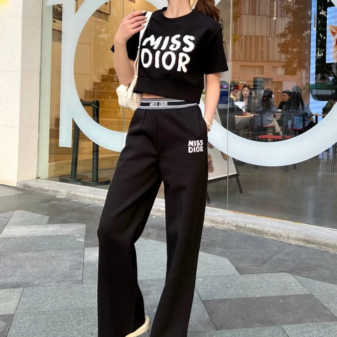 『S-L』早春新作 レターロゴプリント 半袖ショートTシャツ ゴムウエストストレートパンツ セットアップ