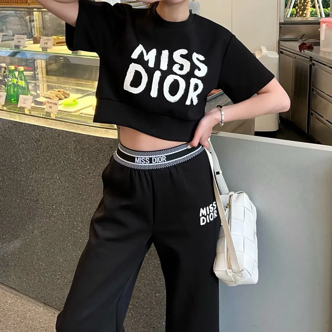 『S-L』早春新作 レターロゴプリント 半袖ショートTシャツ ゴムウエストストレートパンツ セットアップ