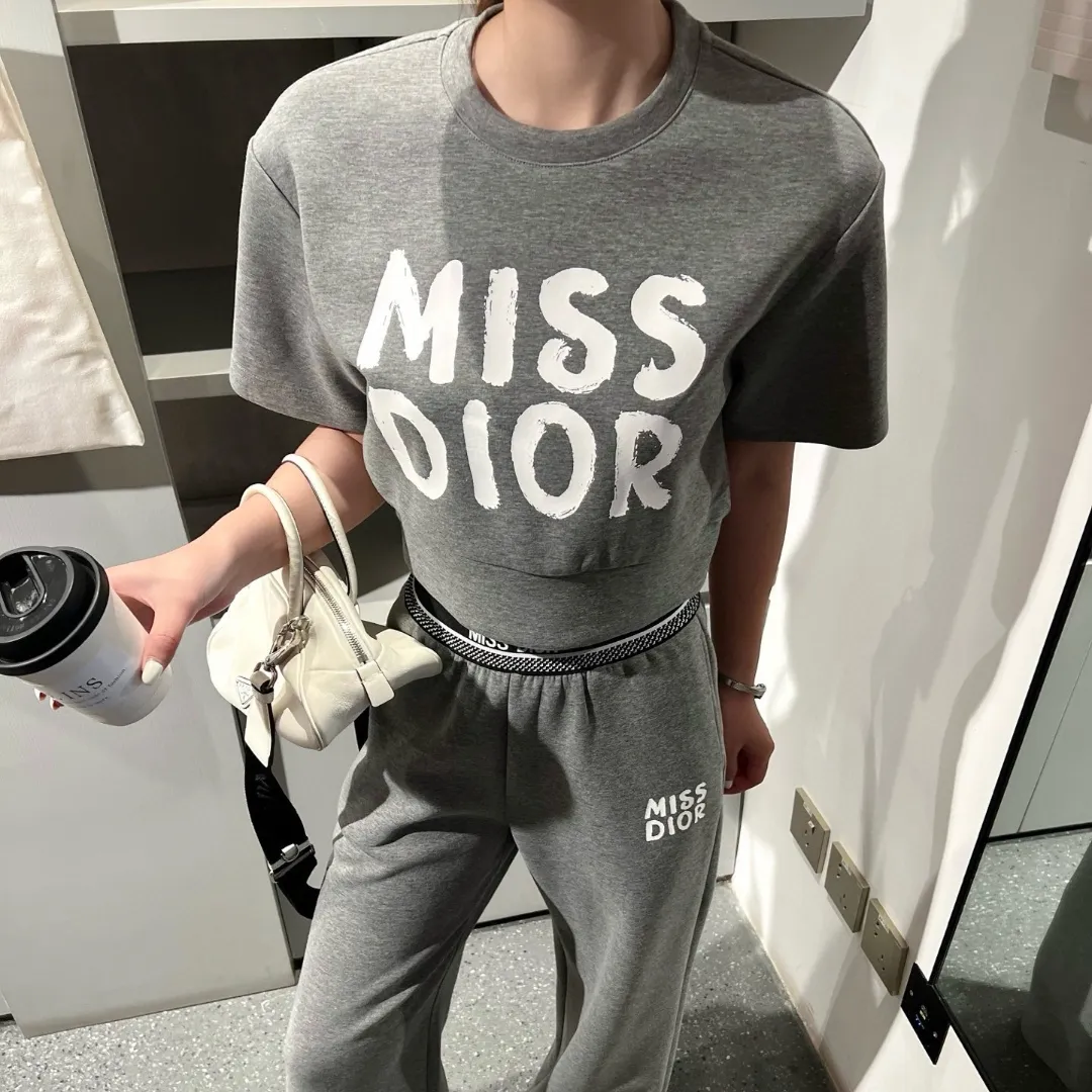 『S-L』早春新作 レターロゴプリント 半袖ショートTシャツ ゴムウエストストレートパンツ セットアップ