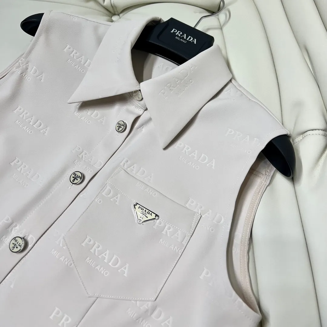『S-L』滑らかでストレートな質感 肌触り快適 ラペルボタンベスト ストレートパンツ セットアップ