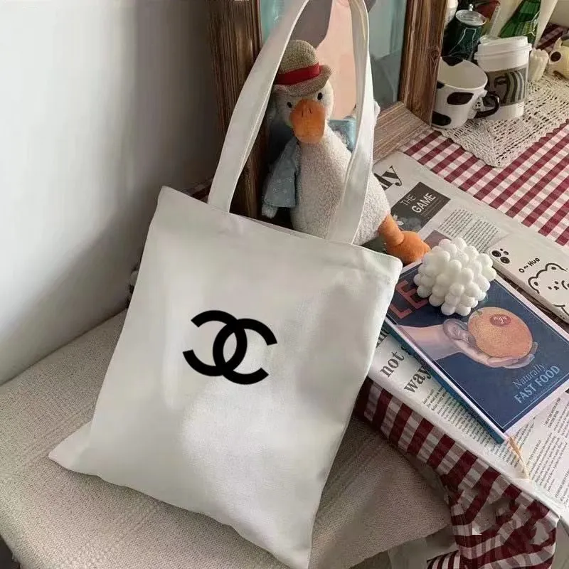 ホワイト