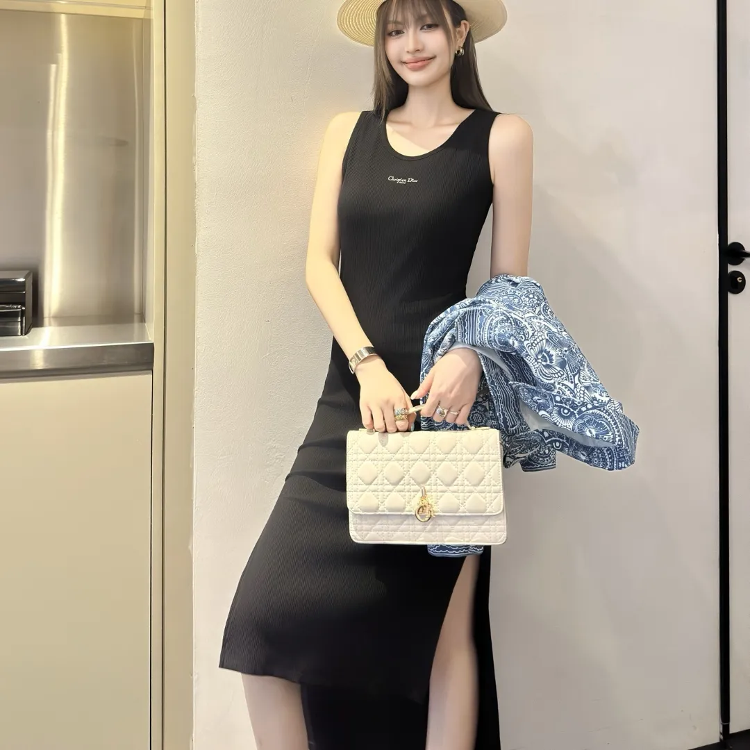 『フリーサイズ』NO.1人気 優しい雰囲気 元気いっぱい 柔らかい スタイリッシュ ワンピース