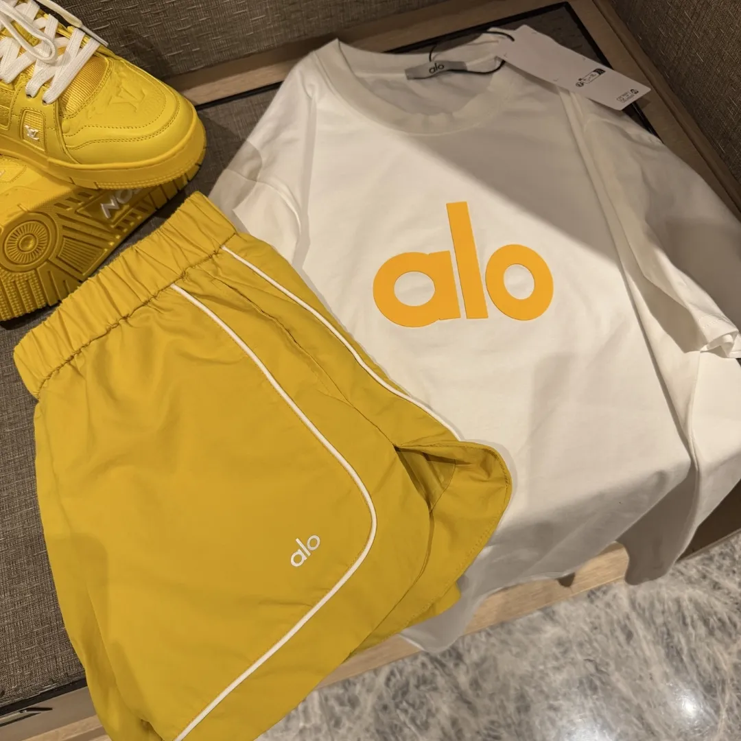 『S-L』好感度100％ 元気いっぱい カラフル おしゃれ カジュアル アクティブ ショートパンツ Ｔシャツ