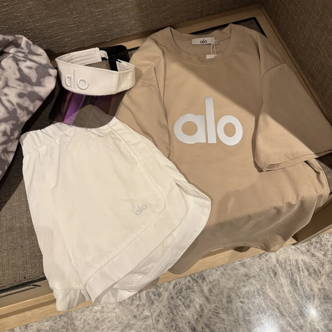『S-L』好感度100％ 元気いっぱい カラフル おしゃれ カジュアル アクティブ ショートパンツ Ｔシャツ