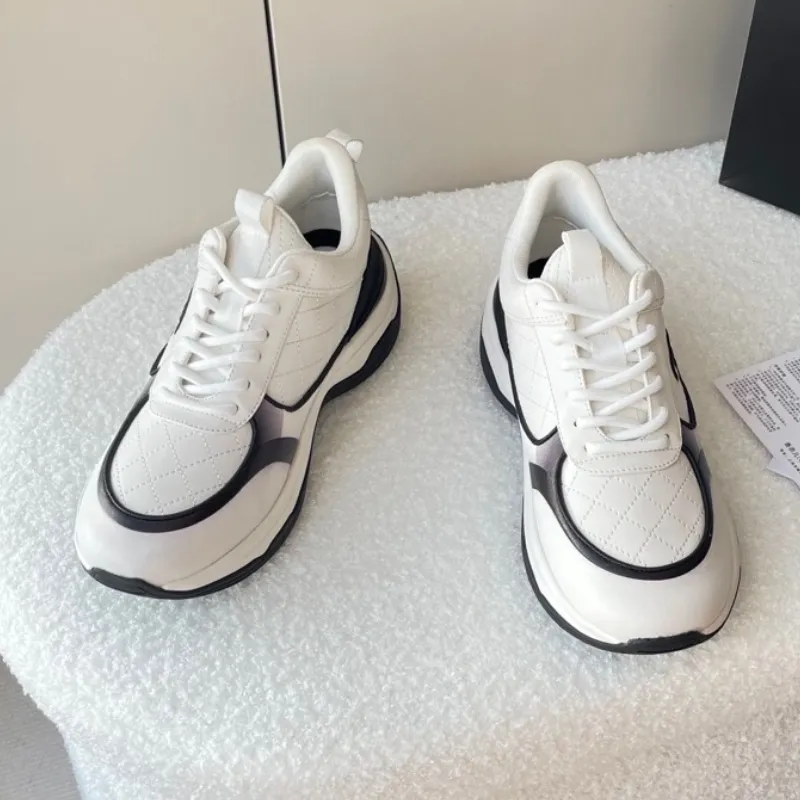 『35-40』激売れ中 シンプル クラシック 軽い クッション性がある 通気性が良い  履き心地が良い スニーカー