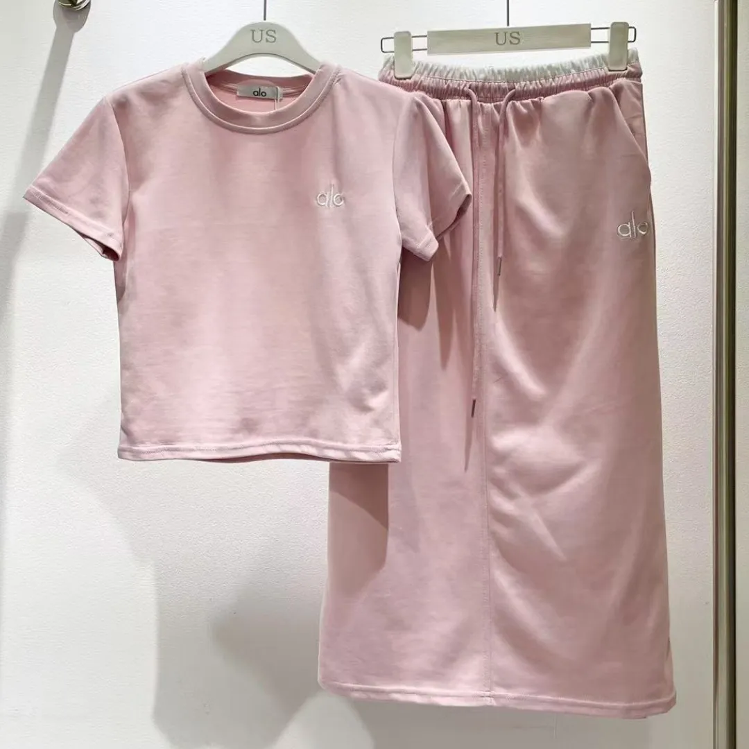 『S-L』トレンド最先端 着回し効く カジュアル 春めいた ビビッドカラー モノトーン セットアップ