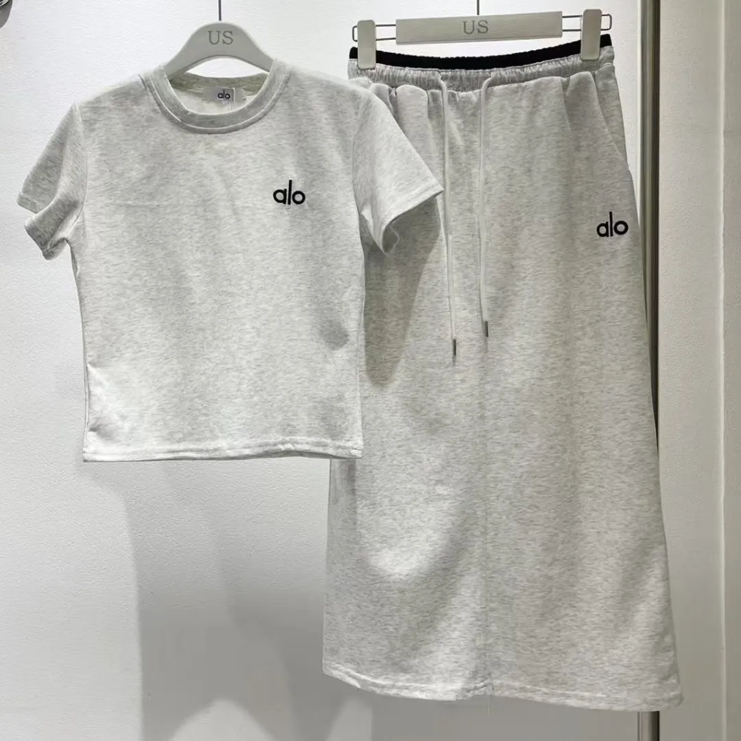 『S-L』トレンド最先端 着回し効く カジュアル 春めいた ビビッドカラー モノトーン セットアップ