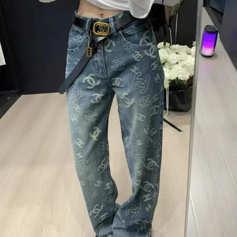 ブルー