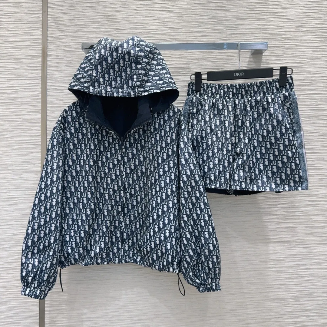『S-L』リバーシブル クラシック シェイプアップ クール フード付き ジャケット ショーツ セットアップ