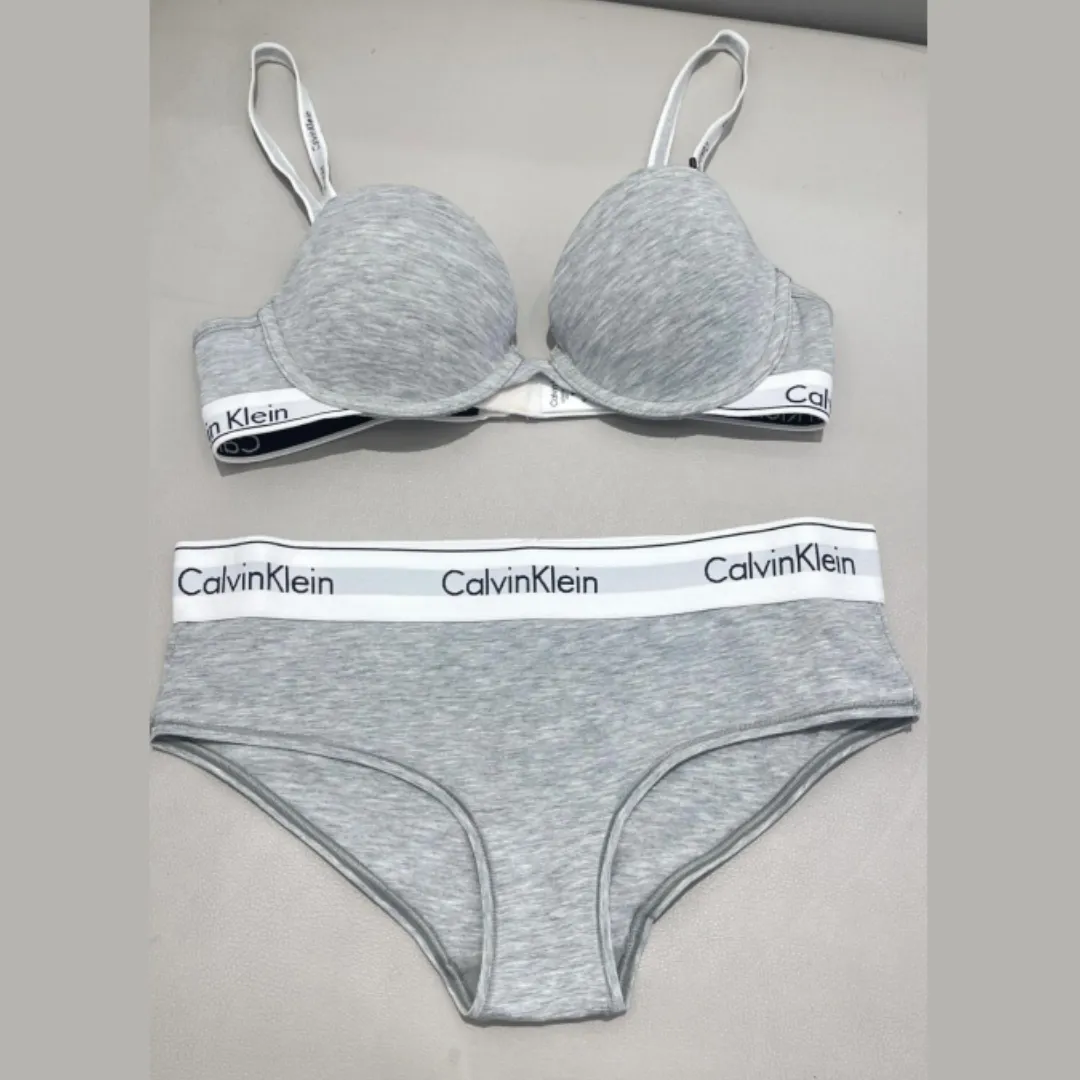 『S-L』アクティブ シンプル 洗練された セクシー エッジィ モダン ランジェリーセット