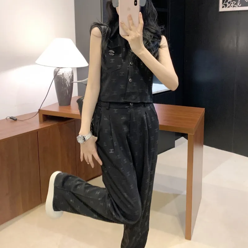 『S-L』売れ筋 大人可愛い通勤おしゃれ スムーズ肌触りフラワープリント セットアップ
