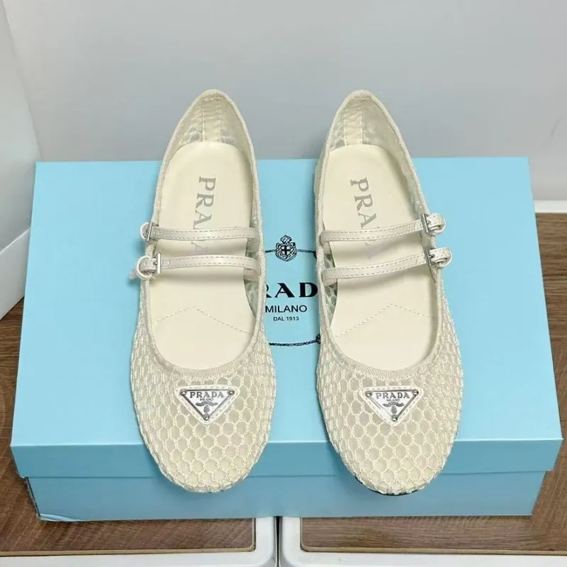 『35-40』売れ筋 トレンド シンプル フィット感抜群 蒸れにくい 日常使い カジュアルシューズ