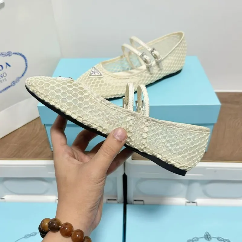 『35-40』売れ筋 トレンド シンプル フィット感抜群 蒸れにくい 日常使い カジュアルシューズ