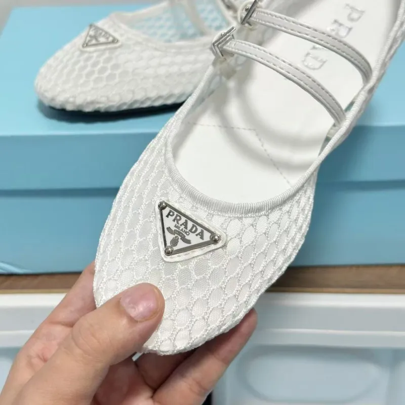 『35-40』売れ筋 トレンド シンプル フィット感抜群 蒸れにくい 日常使い カジュアルシューズ