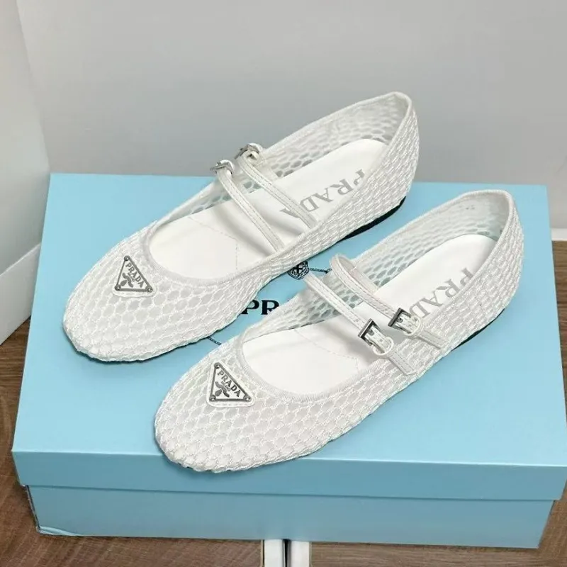 『35-40』売れ筋 トレンド シンプル フィット感抜群 蒸れにくい 日常使い カジュアルシューズ