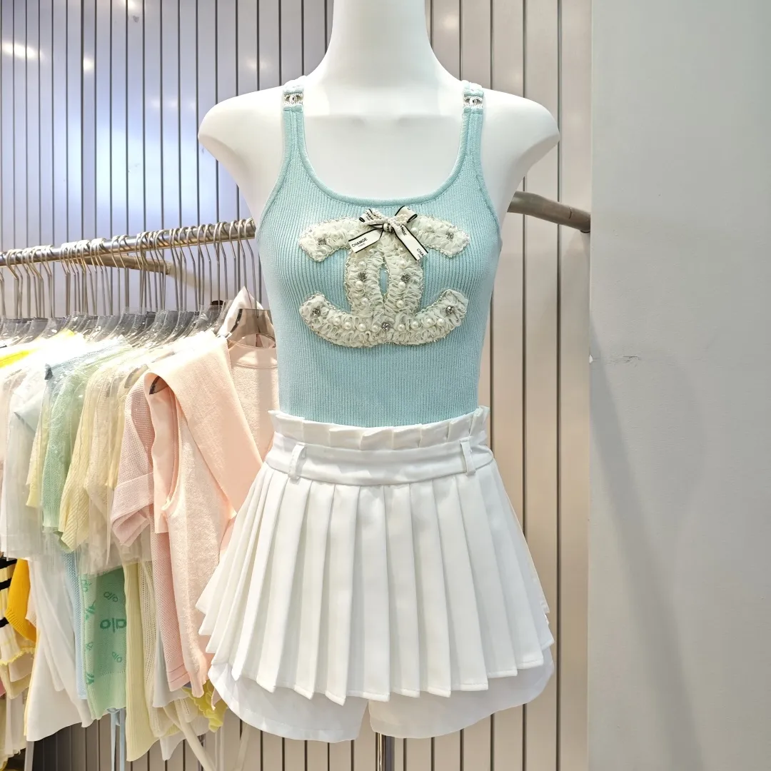 ブルー