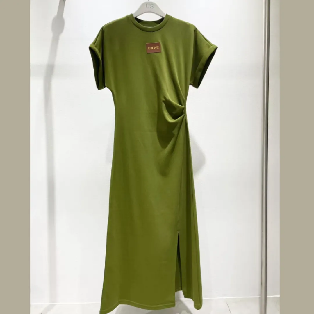 『S-L』特別感のある一品 コスパ最強の逸品 長く愛用できる スキニーフィット ヴィンテージ風 ワンピース
