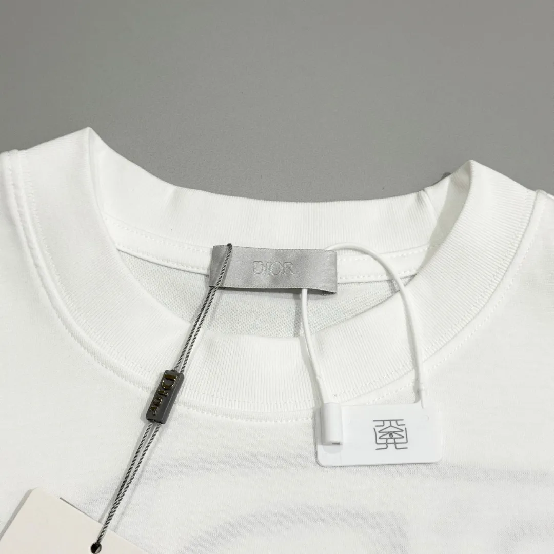 『S-XL』質感のいい 手触り良く 優しい雰囲気 カジュアル  半袖   刺繍 Ｔシャツ