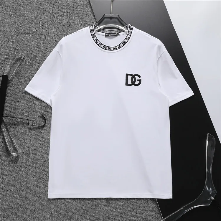 『M-3XL』大人気 存在感 手触り良くモード カジュアル ラウンドネック 刺繍 Ｔシャツ＋ショートパンツ セットアップ