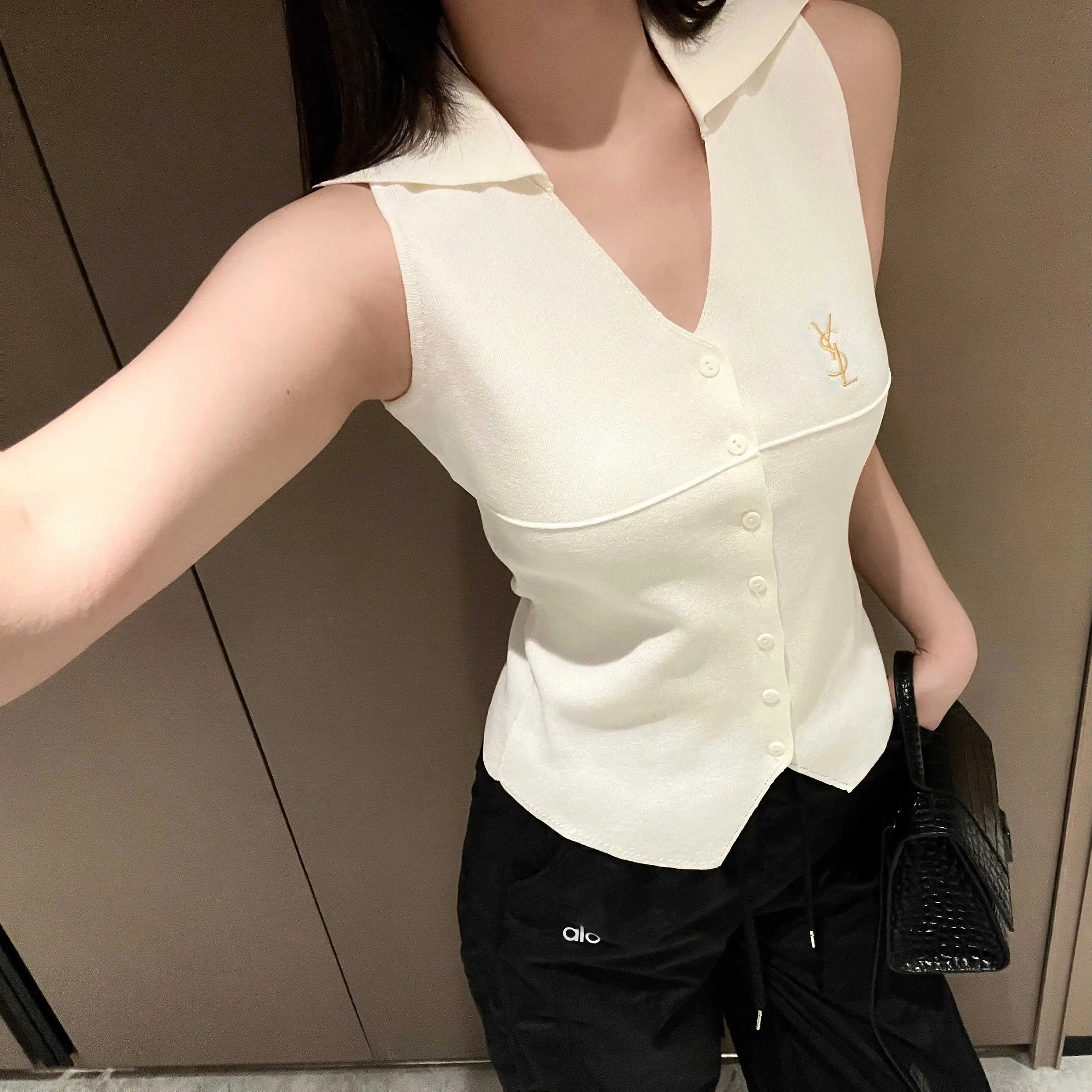 ホワイトTシャツ