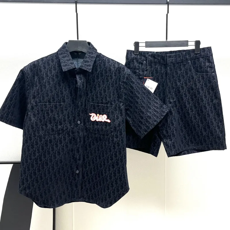 『XS-L』人気上昇中 サーペント刺繍 存在感 絶対欲しい  セットアップ