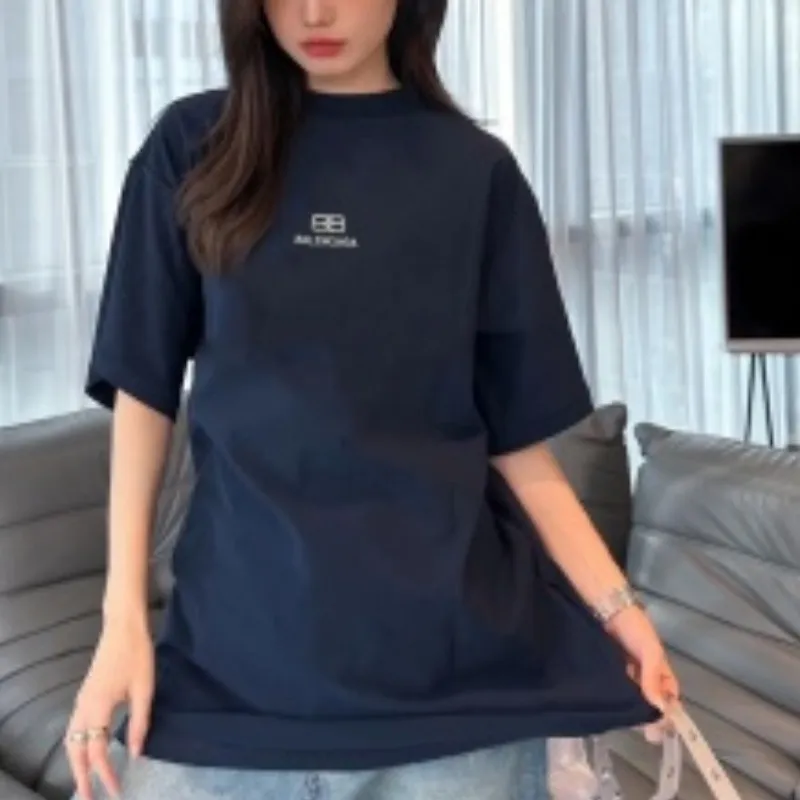 ダークブルー
